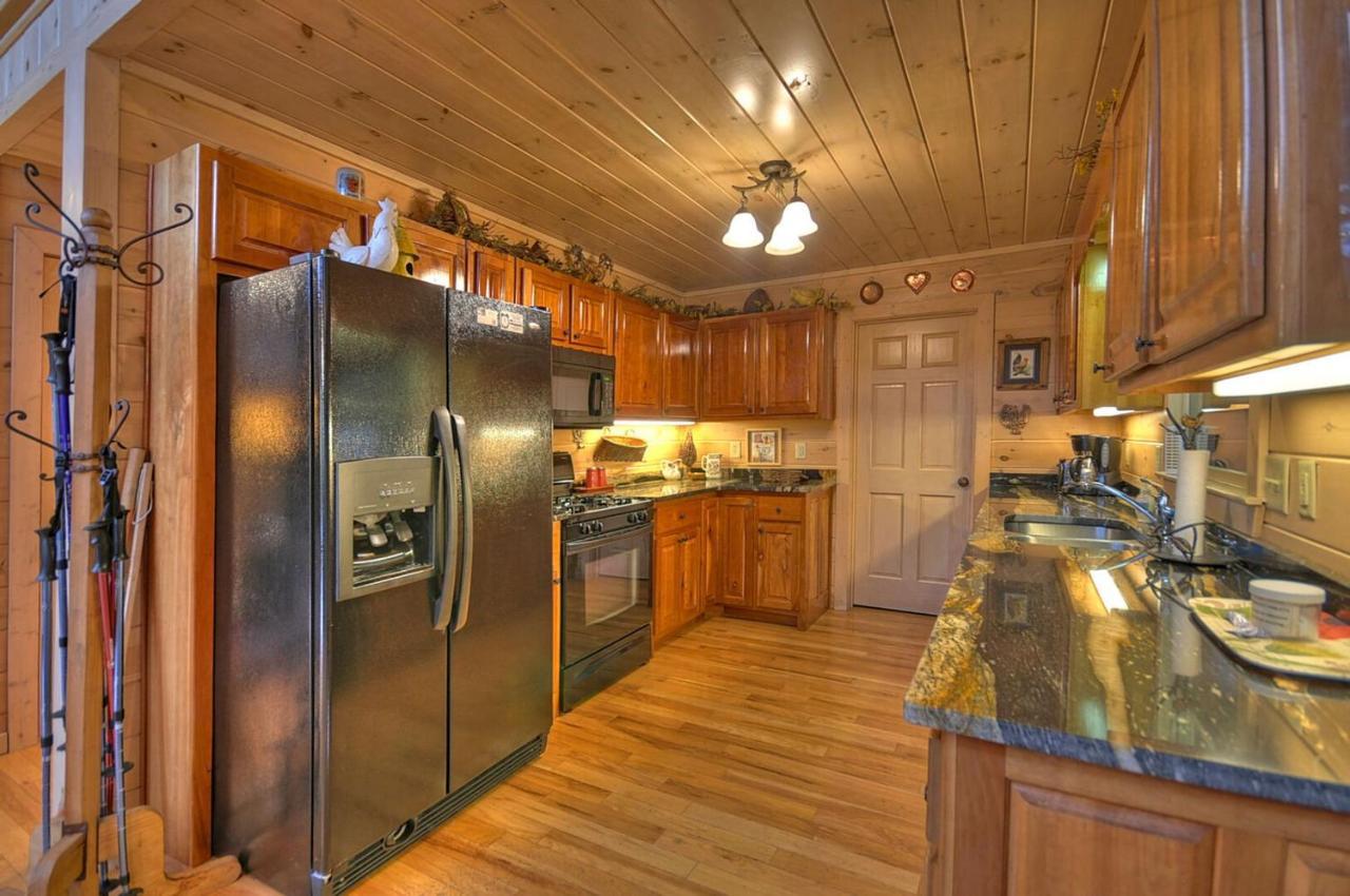 Aska Adventure Lodge Blue Ridge Eksteriør billede